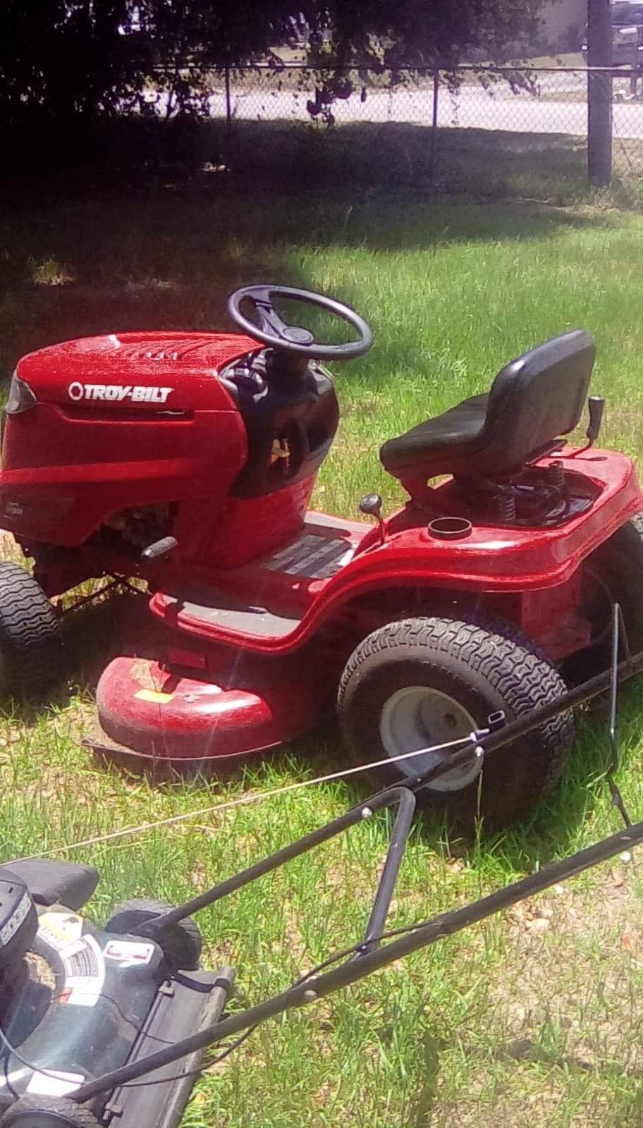 Troy Bilt Riding Lawn Mower