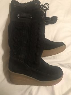 Woman’s juicy couture black suede boots like uggs 8