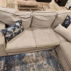 Free Sectional