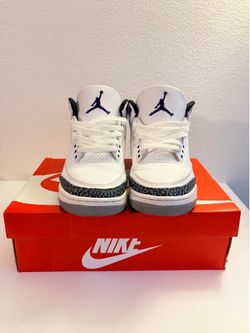Dark iris jordan 3