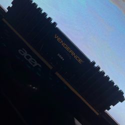 RAM 16GB