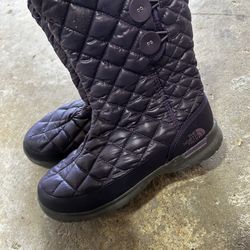 North Face Boots Size 10