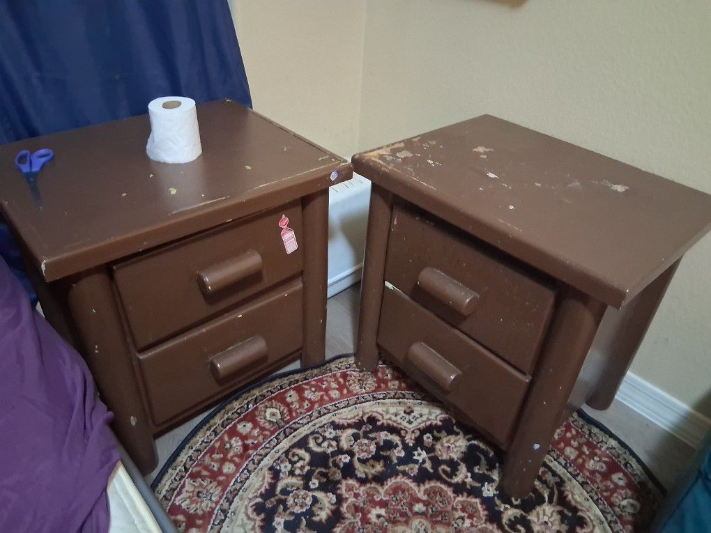 FREE END TABLES