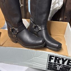 Black Leather Women’s Boots Size 9 1/2 