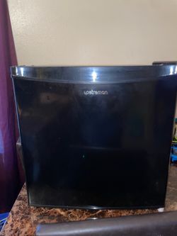Black mini fridge