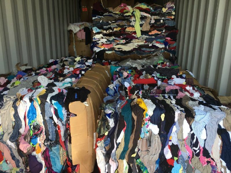 Used, new and Vintage Clothes BALES (rag house)