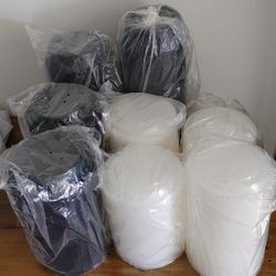 Round Plastic Takeout Containers (200+)