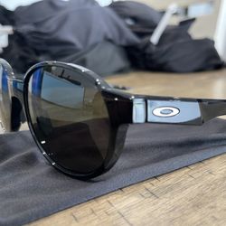 Oakley Sunglasses Coin Flip