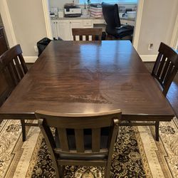 Breakfast Nook High top Table With 4 Chairs 