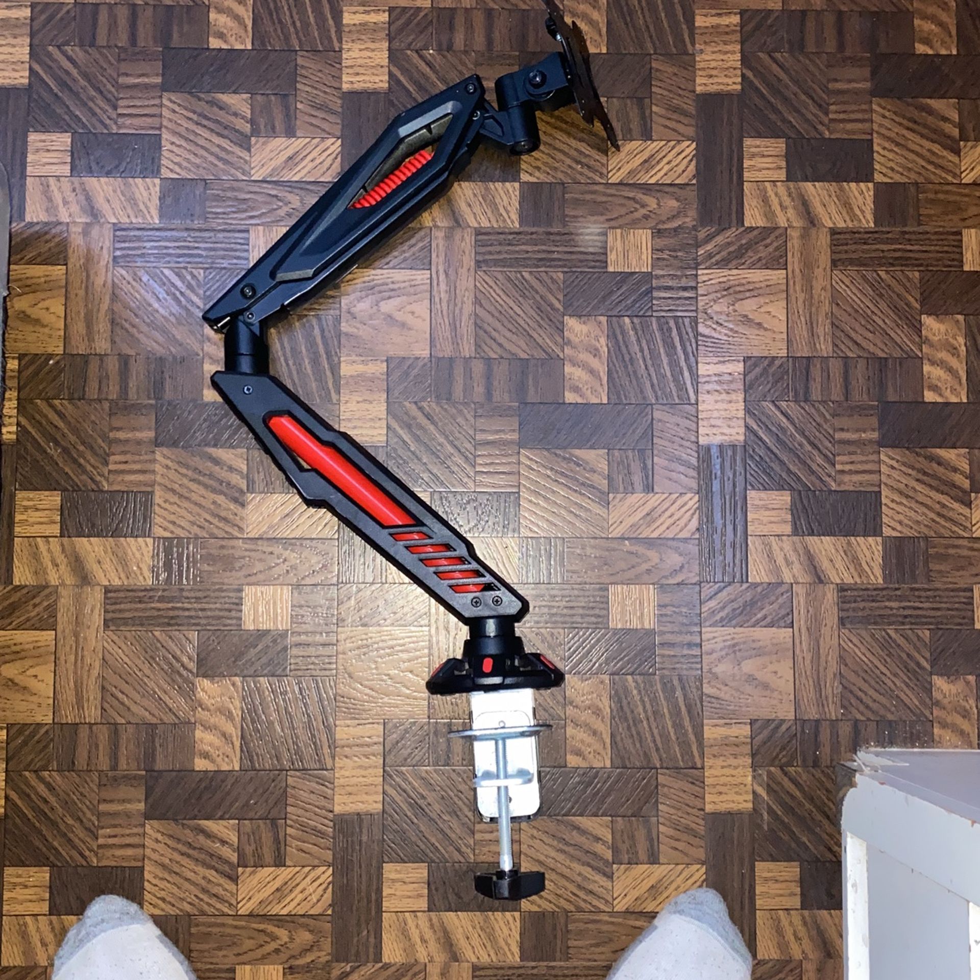Mount for gaming monitor