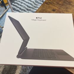 iPad Magic Keyboard  11inch