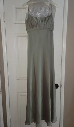David's Bridal Bridesmaid maid of honor formal prom evening dress Size 6