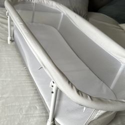 Baby Delight Snuggle Nest Portable Bassinet