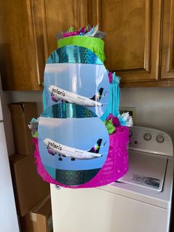 CUSTOM volaris Mexico three tier pinata with balls