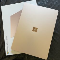 Microsoft surface Laptop 5 (2022) 13.5” Touch screen Intel i5 12th Gen 8GB  512GB powerful laptop