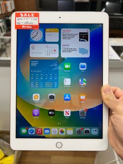 Ipad 6th gen 9.7 inch 32GB wifi + 4G Cellular unlocked