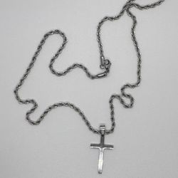 Silver cross pendant on a 22" chain