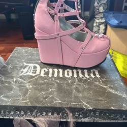 Démonia platform Shoes
