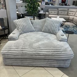 Gray Oversized Chair 