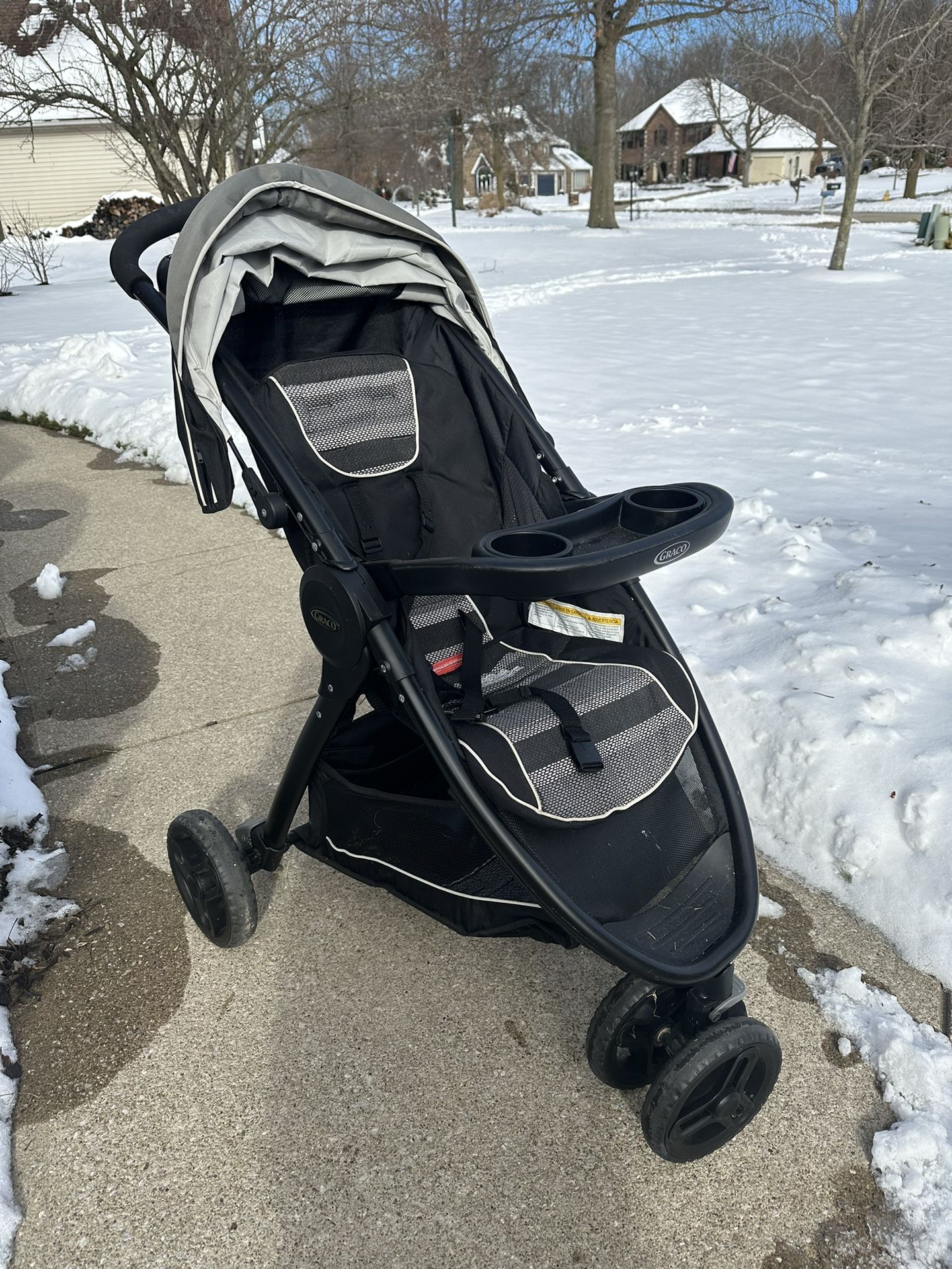 Graco Folding Stroller With Sun Shade