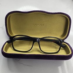 Gucci Eyeglasses GG 0424
