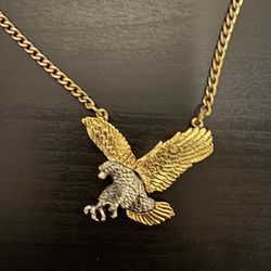 Eagle Pendant Necklace 