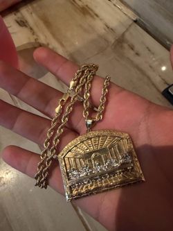Last supper pendant set