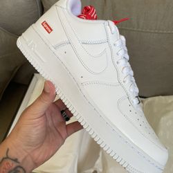 NIKE AF1 LOW X SUPREME MENS SIZE 9 DEADSTOCK OG EVERYTHING 