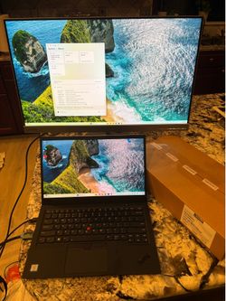Lenovo x1 carbon 6th Gen i7 16gb 512gb ssd win 11 docking QHD monitor