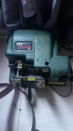 Key machine