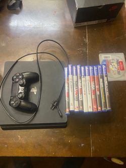 PS4 slim w controller & games