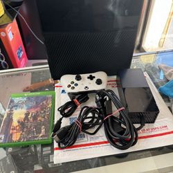 Xbox One Model 1540 Console Bundle w/ Game & Cables – Tested & Working