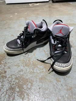 Gently Used Nike Air Jordan 3 Black Cement Size 9.5
