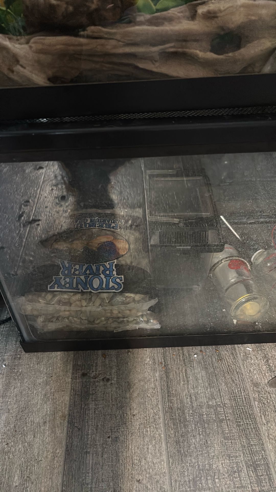 10 Gallon Tank/extra Supplie