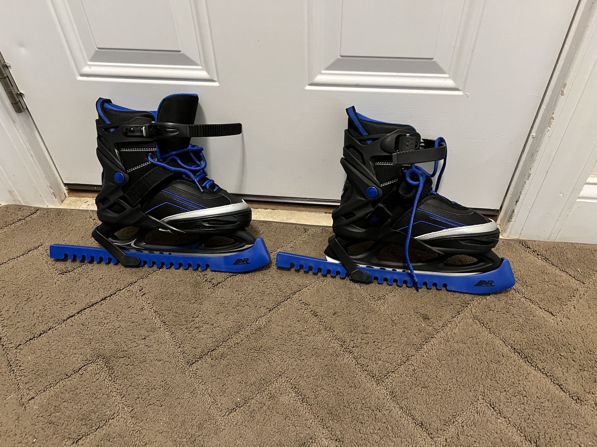 Jackson Softec Adjustable Youth Ice Skates with Guards