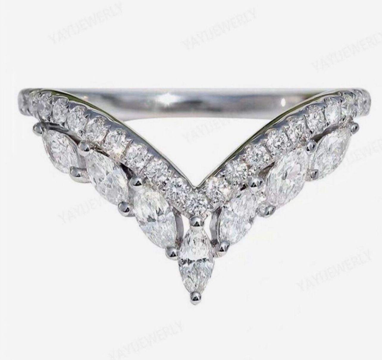 *NEW ARRIVAL* Dazzling Created White Sapphire Engagement Wedding V Shape Ring SZ 10. *See My Other Items *