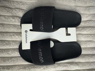 Lululemon W Restfeel Slide Black Women size 9