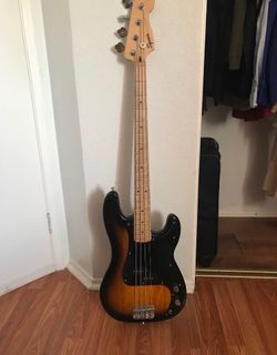 Fender Bass