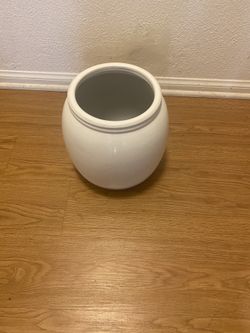 Thereshold Planter Stoneware pot