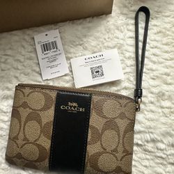 Brand New Authentic COACH Wallet 