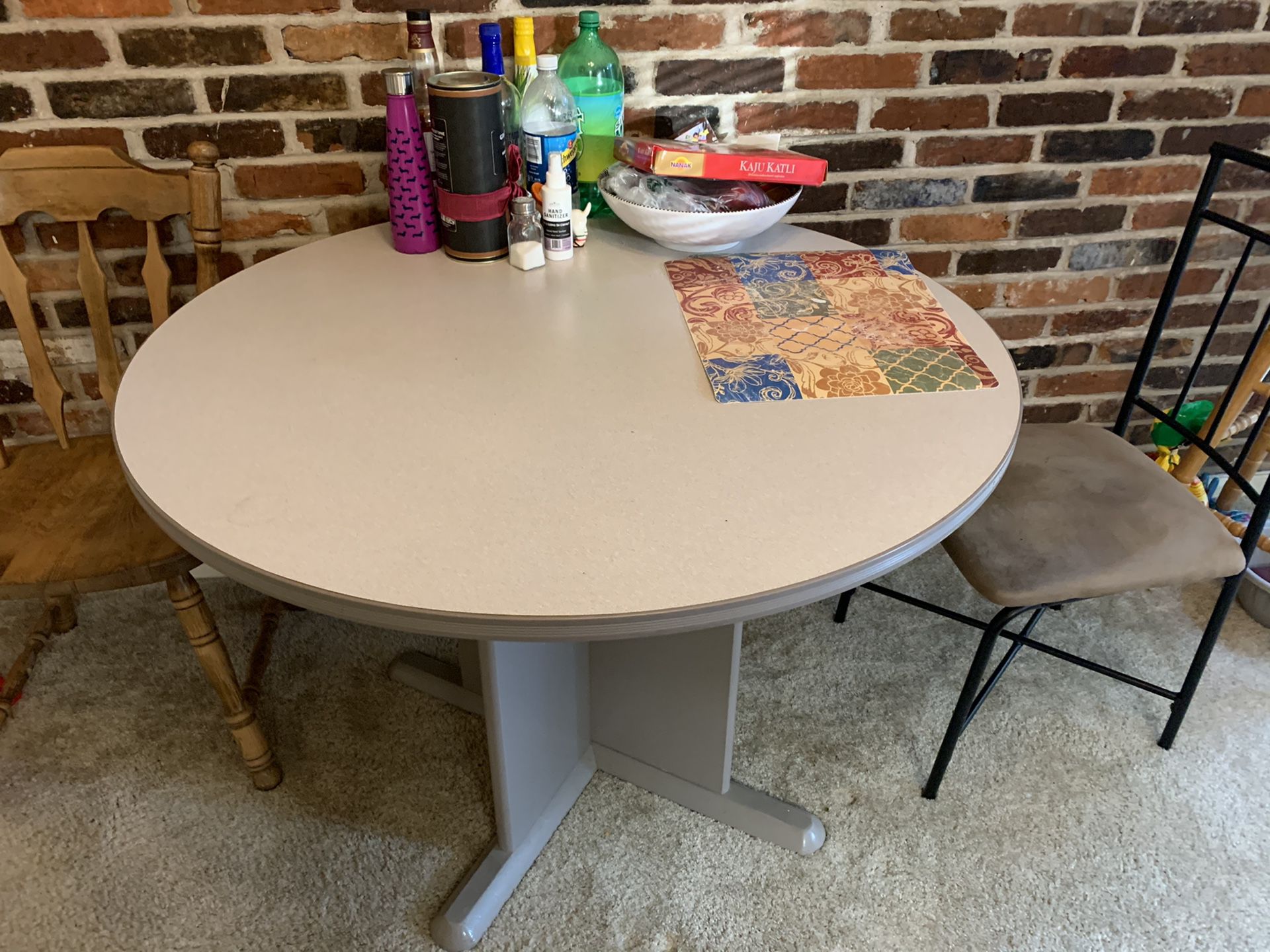 4 seater round solid wood dinning table