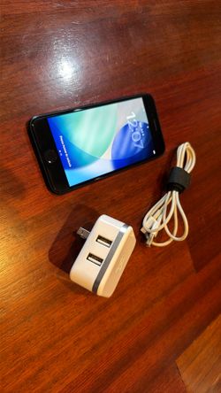 UNLOCKED - iPhone SE (3rd Gen) 64GB Black MMX53LL/A - USED