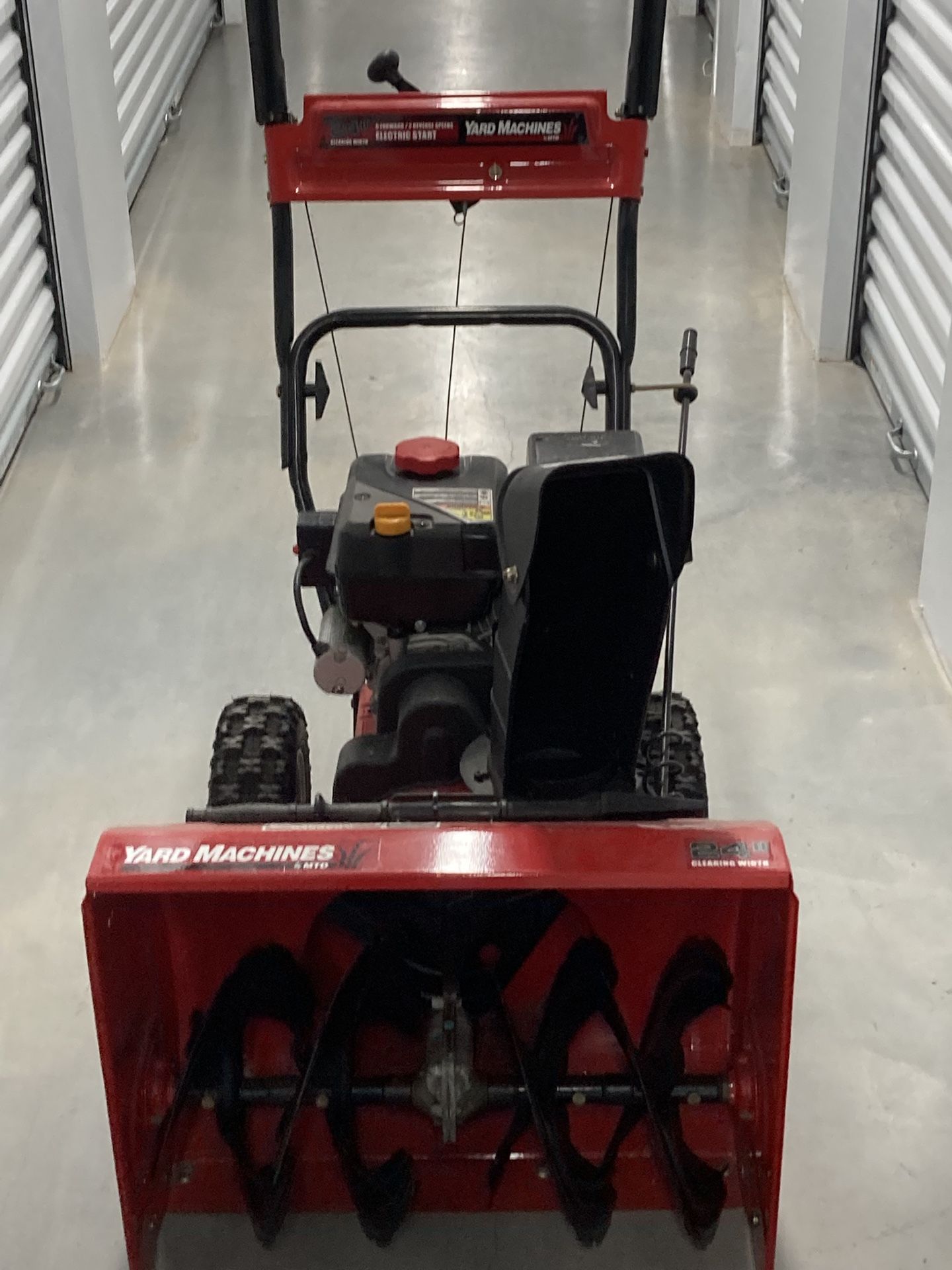 Almost New Snowblower MTD