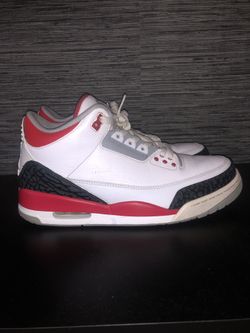 Retro 3 Fire Red (2013) Size 10.5