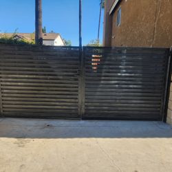 GATES.MOTORS.BLOCK.CONCRETE