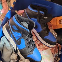 Air JORDAN'S size 6.5Y