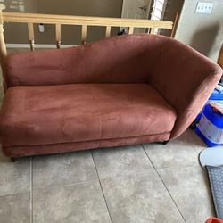 Chaise Lounge
