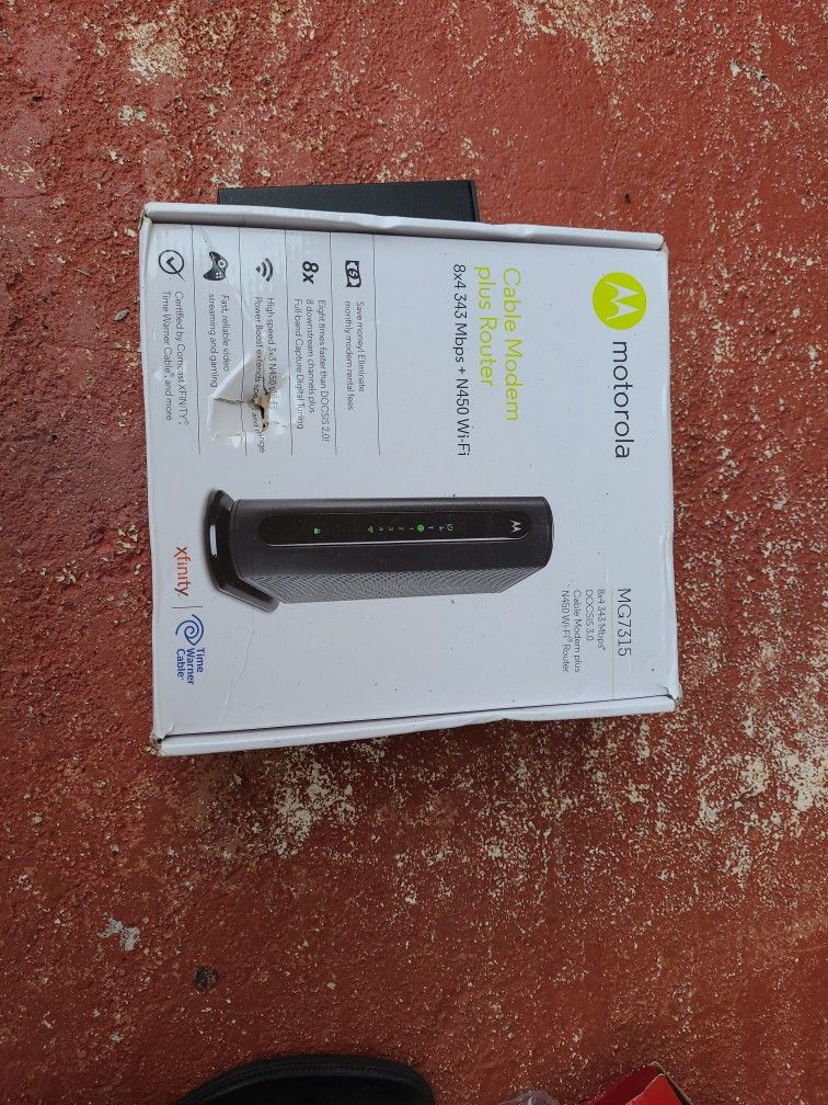 Motorola Cable Modem + Wi-Fi Router