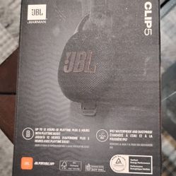 JBL Clip5 Waterproof Speaker