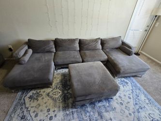 U-shaped Sofa with Ottoman